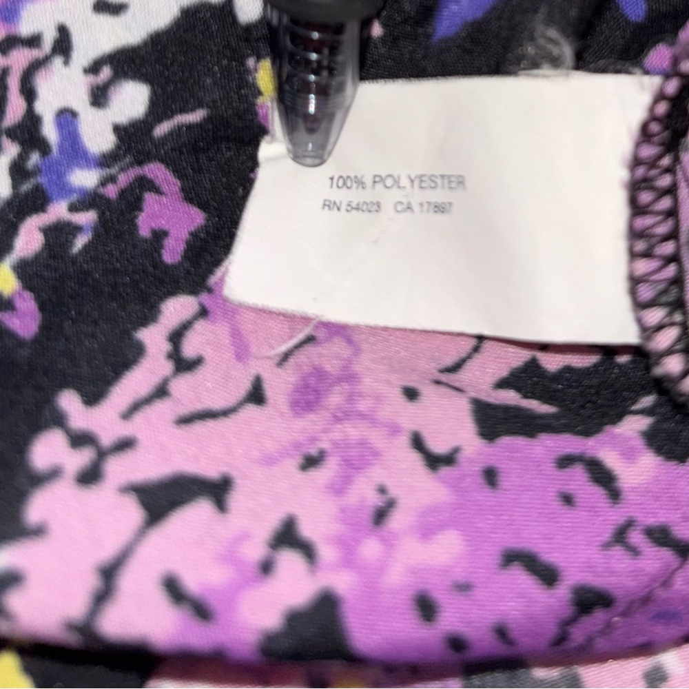GAP Vintage 2011 Size XXL Sleeveless Floral Print Blouse with Front Ruffle - Picture 5 of 7